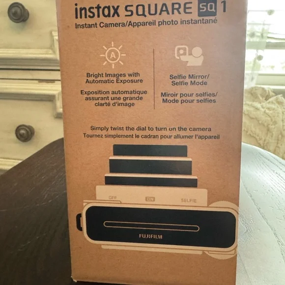NEVER OPENED Fujifilm Instax SQ1 Instant Camera, carrying case, 20 film sheets. - Picture 10 of 12